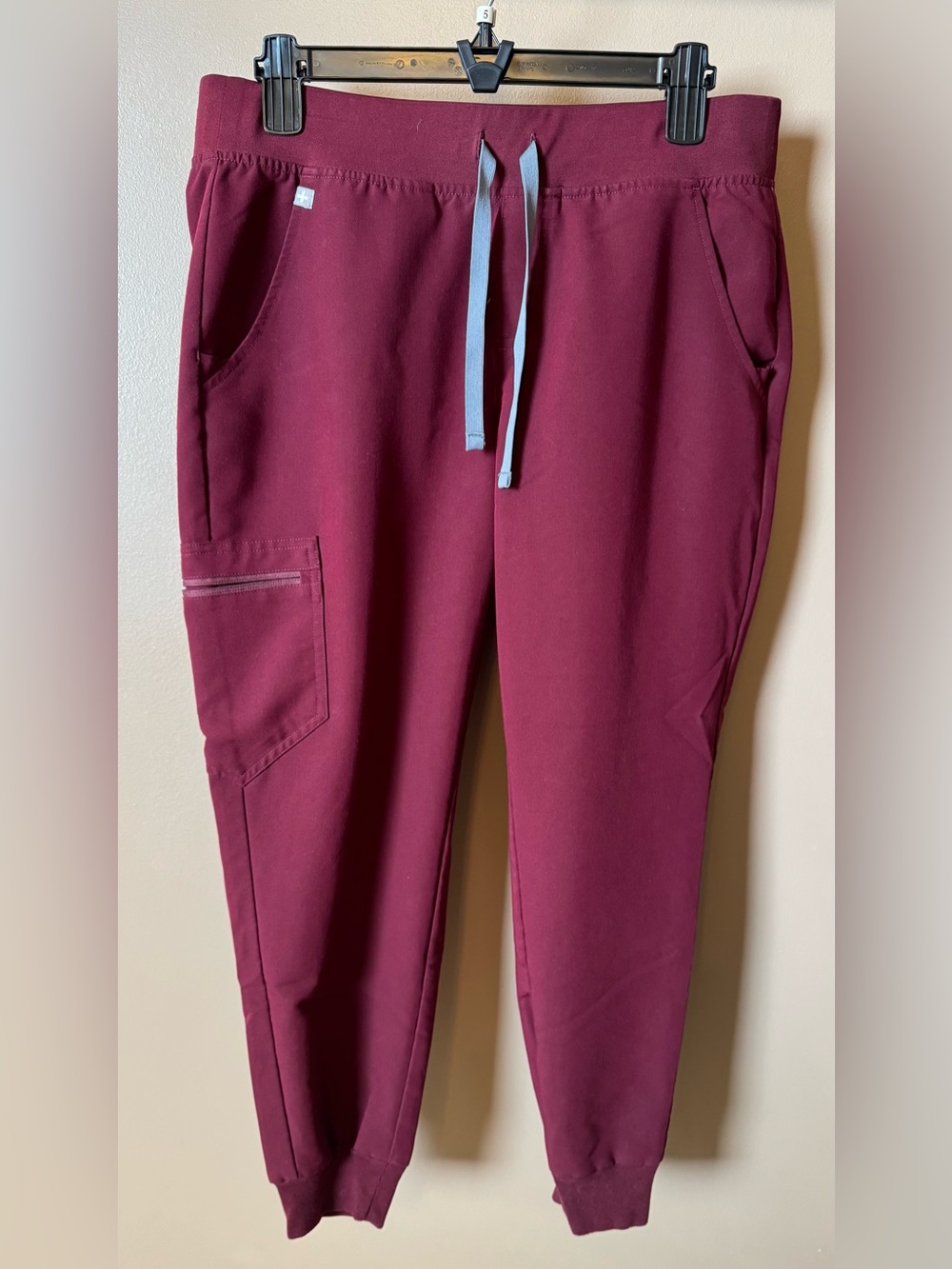 Figs Burgundy Zamora Scrub Pants MP $25